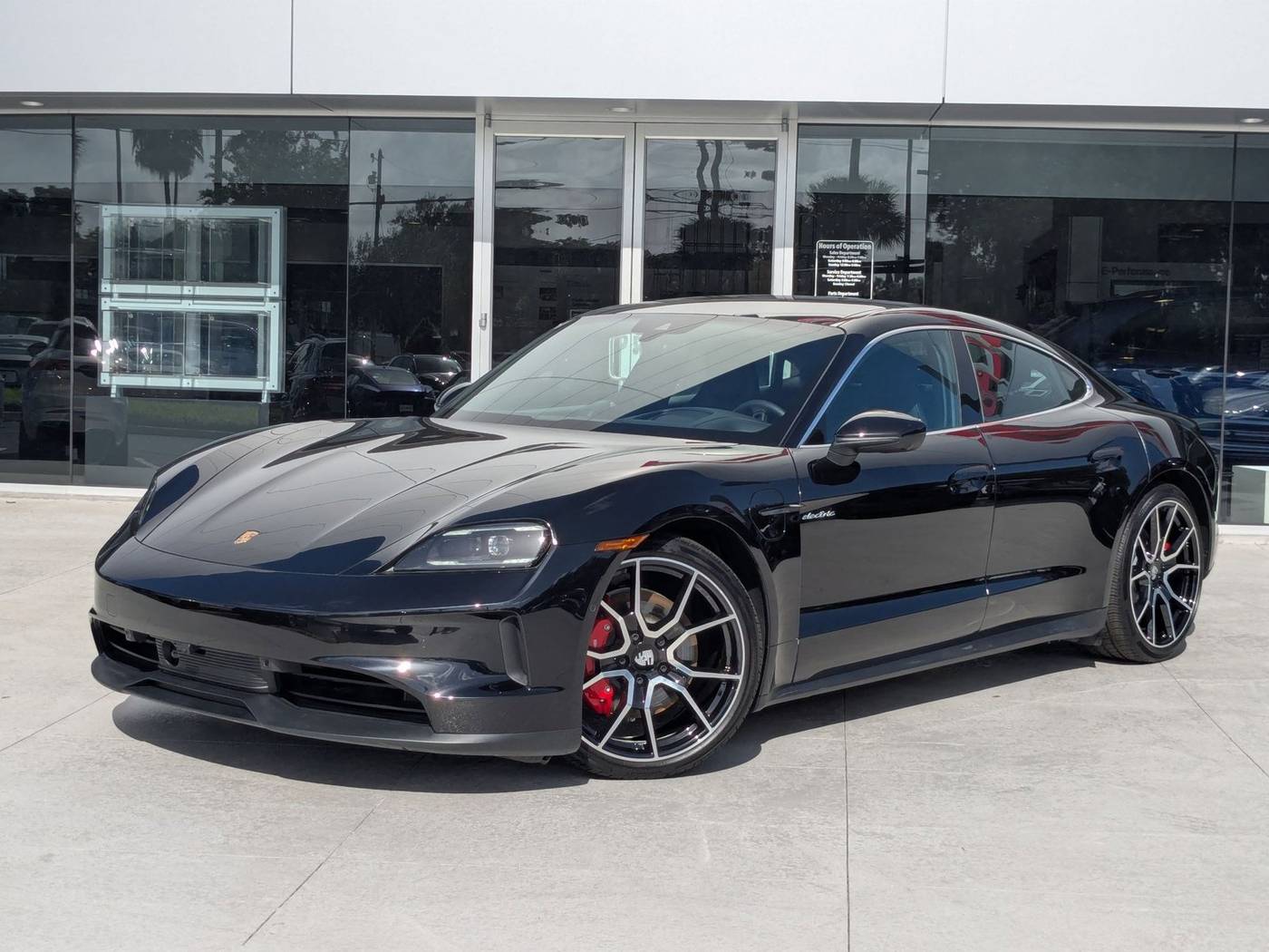 2025 Porsche Taycan 4S — Sedan — 358 mi — Maitland, FL