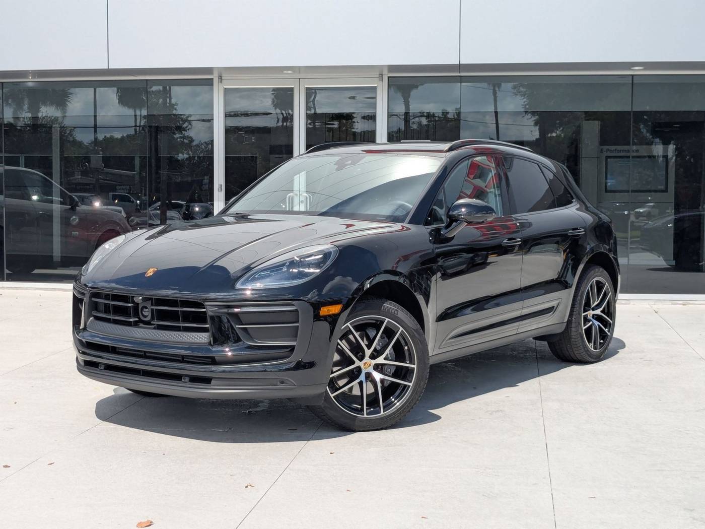 2025 Porsche Macan T — SUV — 8,002 mi — Maitland, FL