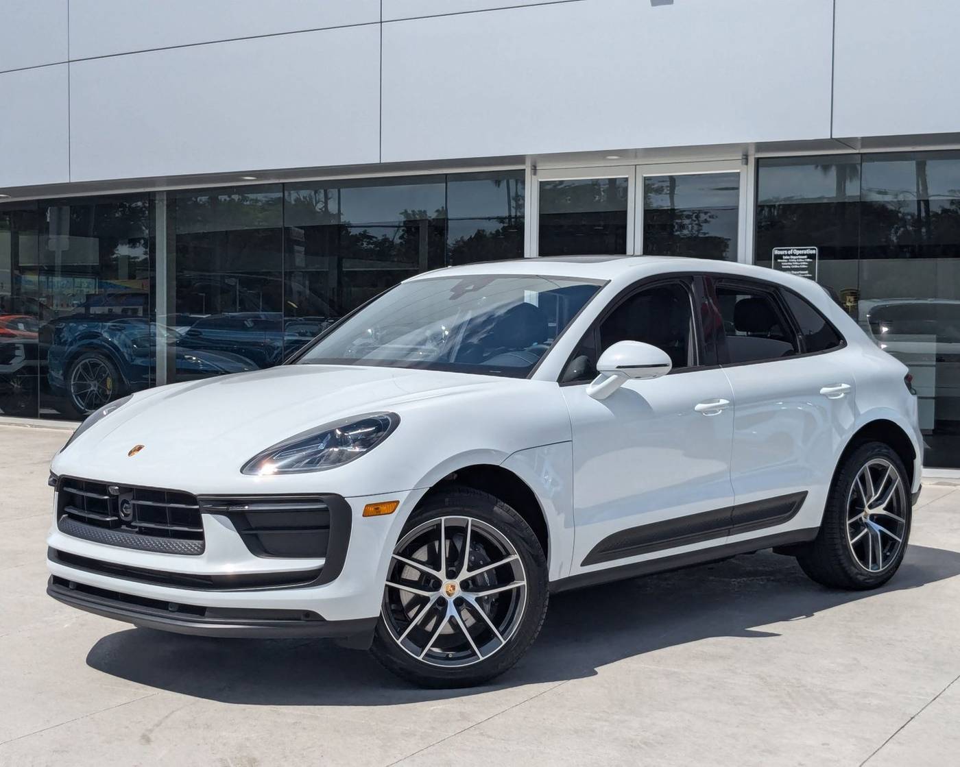 2025 Porsche Macan T — SUV — 4,666 mi — Maitland, FL