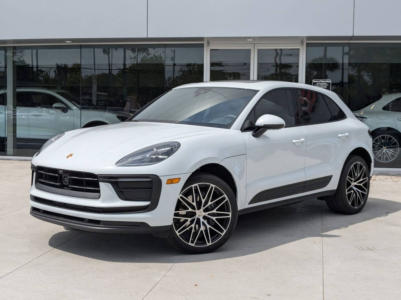 2025 Porsche Macan Standard — SUV — 4,511 mi — Maitland, FL