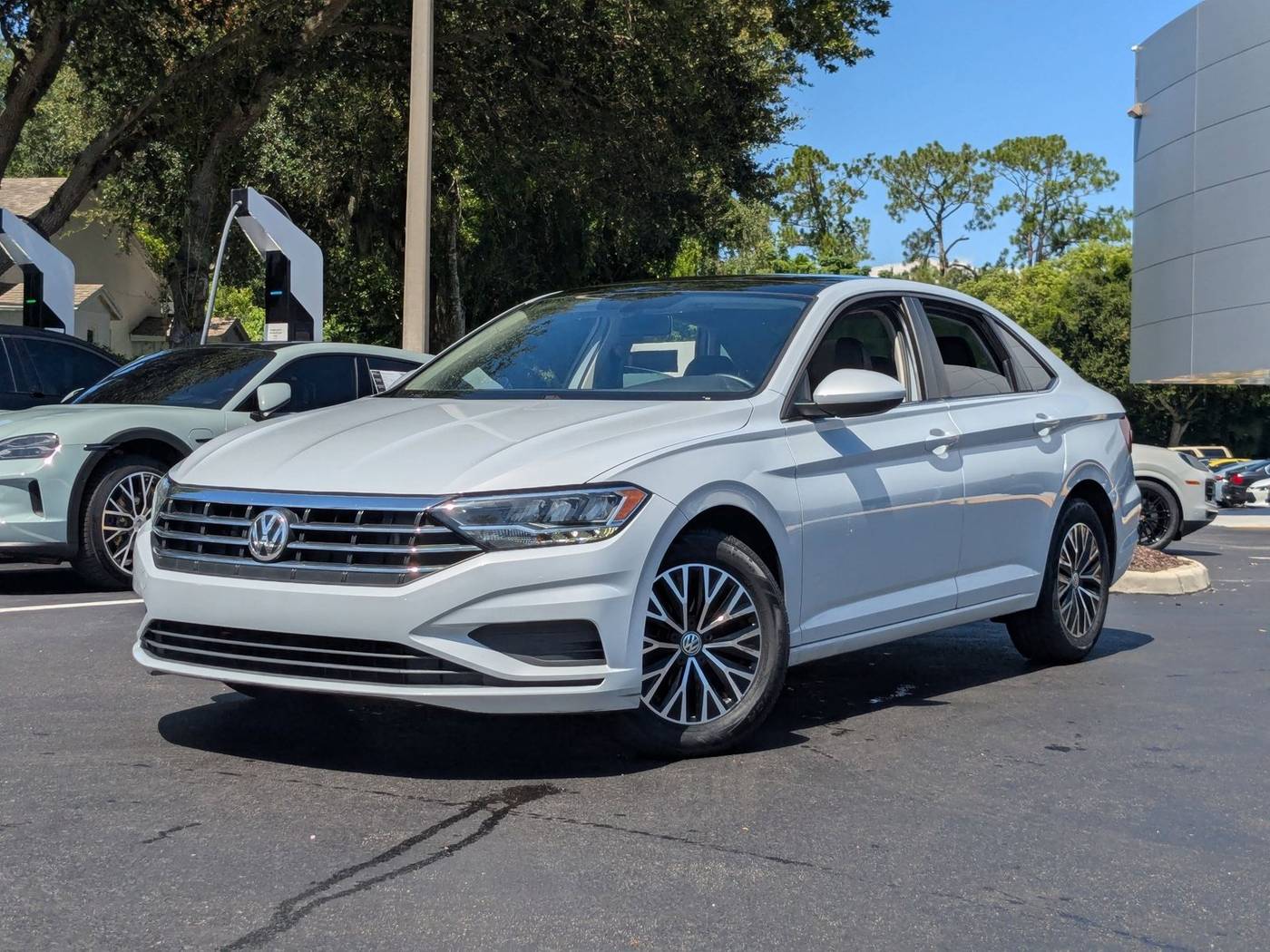 2019 Volkswagen Jetta SE — Sedan — 100,169 mi — Maitland, FL
