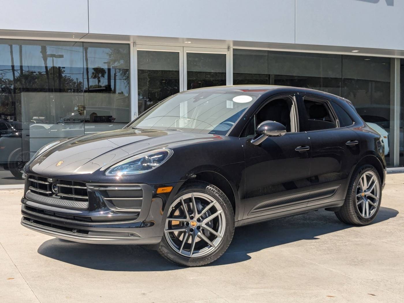 2025 Porsche Macan Standard — SUV — 5,669 mi — Maitland, FL