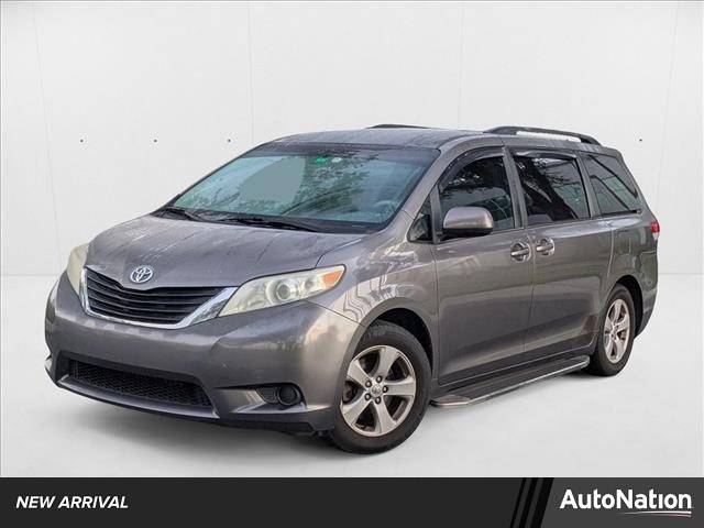 2014 Toyota Sienna LE — Minivan — 90,001 mi — Sanford, FL