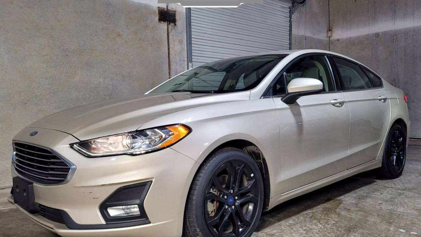 2019 Ford Fusion SE — Sedan — 122,857 mi — Fort Worth, TX