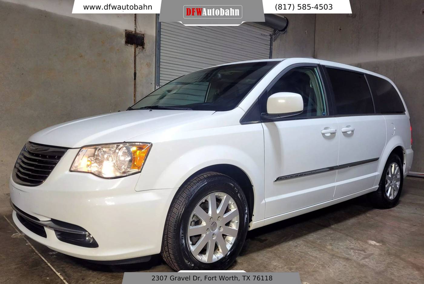2016 Chrysler Town & Country Touring — Minivan — 116,286 mi — Fort Worth, TX