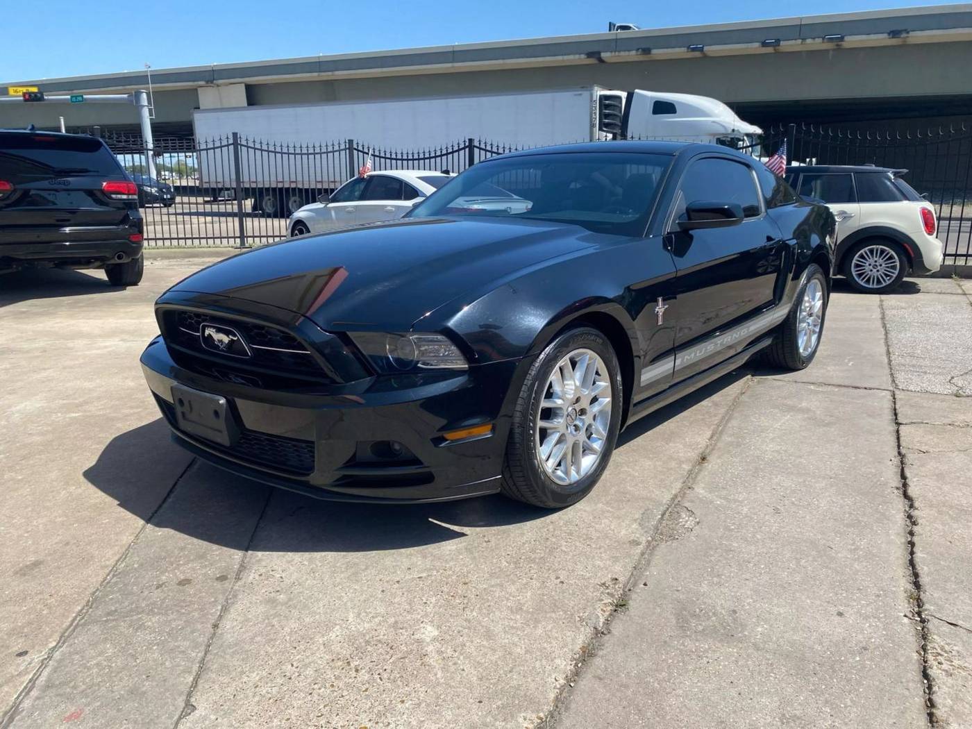 2014 Ford Mustang V6 — Coupe — 84,444 mi — Houston, TX