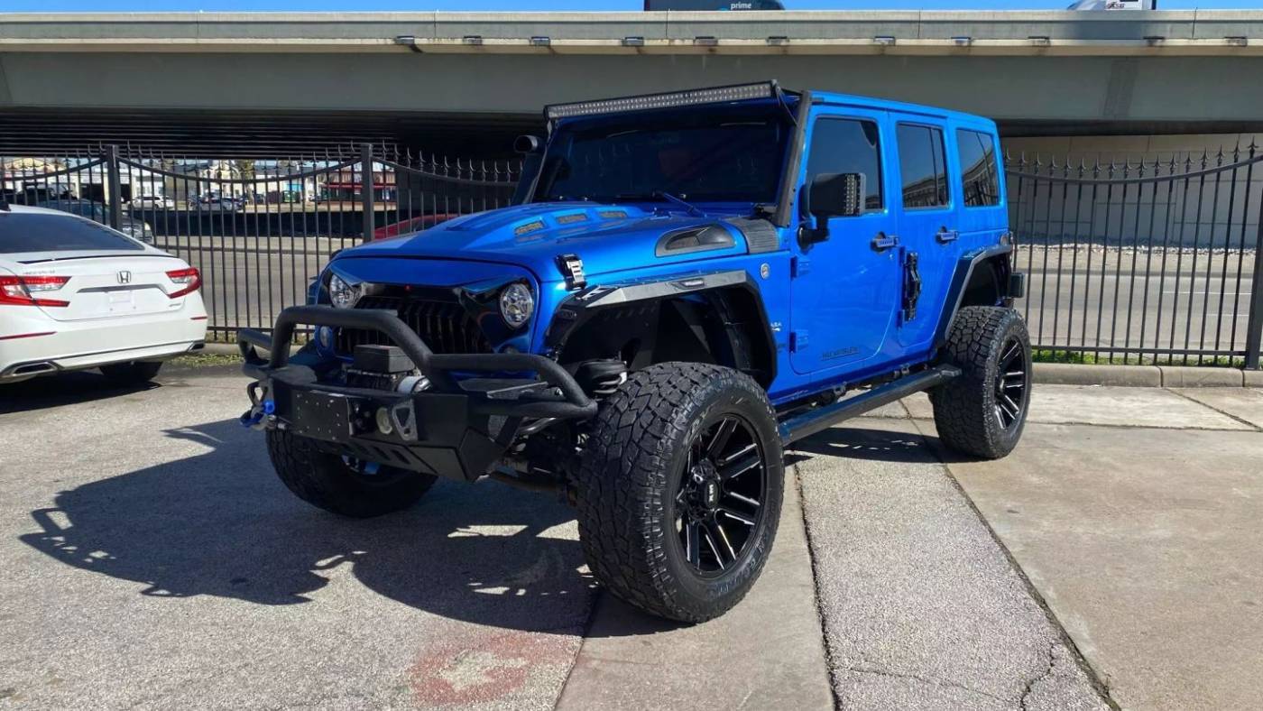 2016 Jeep Wrangler Sahara — SUV — 109,070 mi — Houston, TX