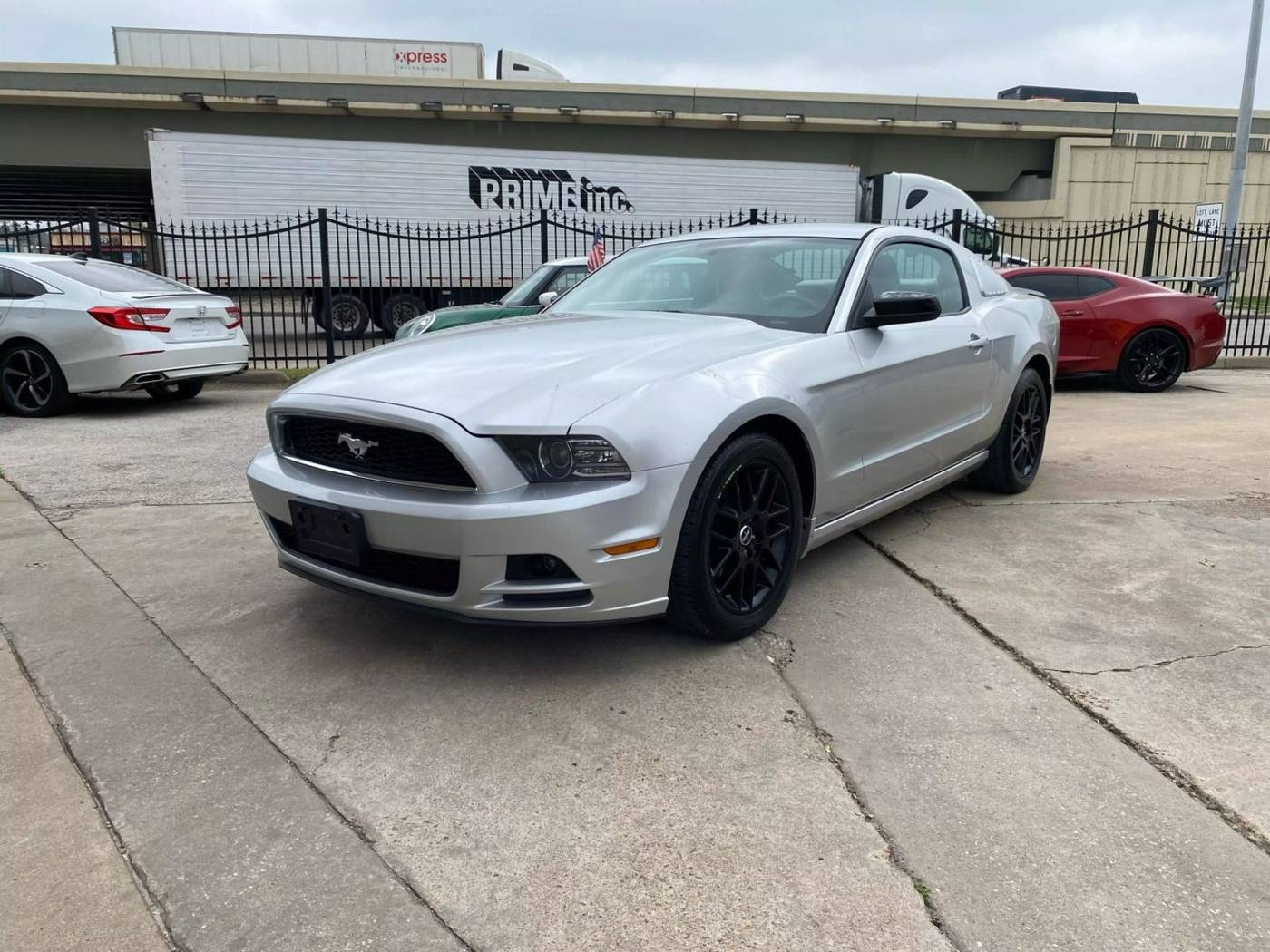 2014 Ford Mustang V6 — Coupe — 111,194 mi — Houston, TX