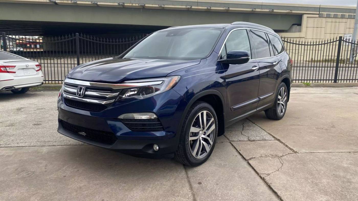 2018 Honda Pilot Touring — SUV — 97,375 mi — Houston, TX
