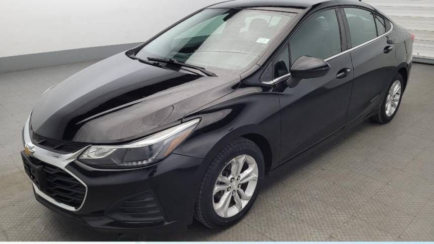 2019 Chevrolet Cruze LT — Sedan — 90,023 mi — Pittsburgh, PA