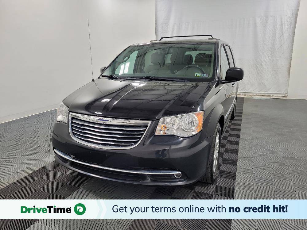 2015 Chrysler Town & Country Touring — Minivan — 58,148 mi — Pittsburgh, PA