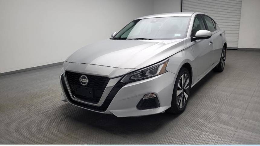 2022 Nissan Altima SV — Sedan — 43,581 mi — Grand Rapids, MI