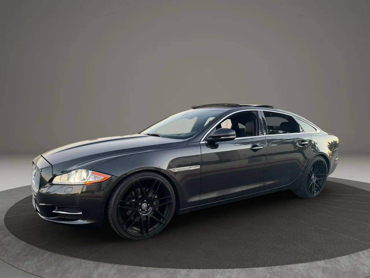 2013 Jaguar XJ Portfolio