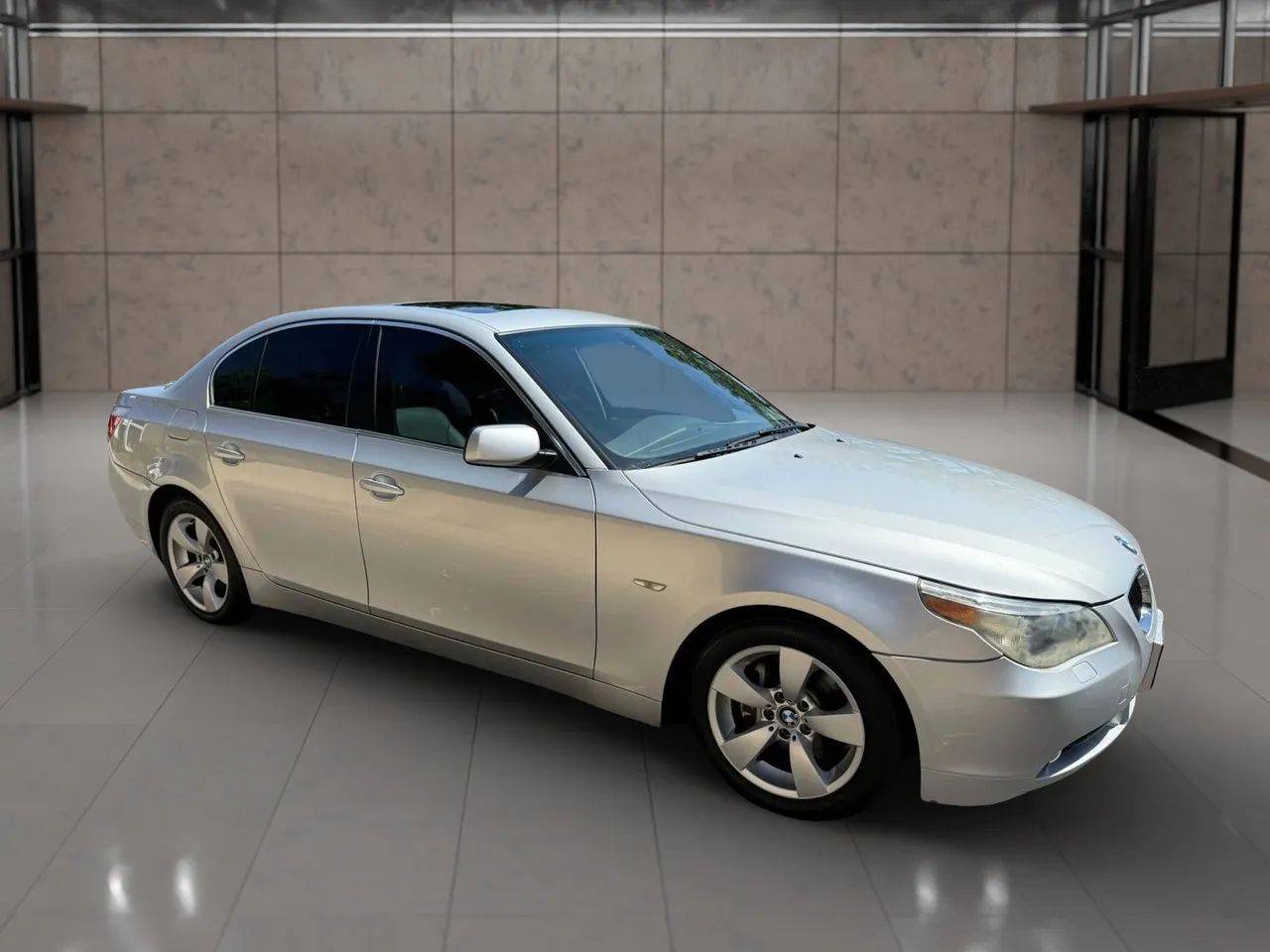 2005 BMW 5 Series 525i
