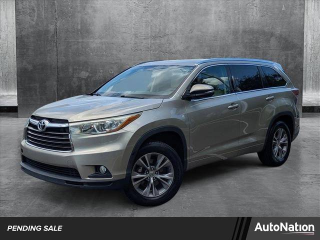 2015 Toyota Highlander XLE — SUV — 70,117 mi — Clearwater, FL