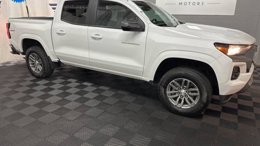 2024 Chevrolet Colorado LT