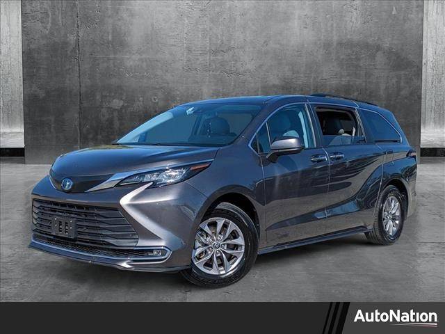 2023 Toyota Sienna XLE — Minivan — 53,634 mi — Jacksonville, FL