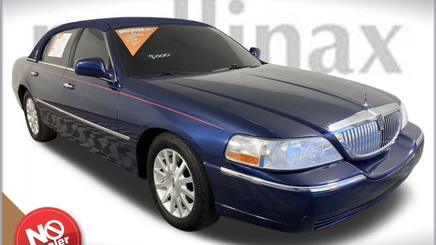 2007 Lincoln Town Car Signature — Sedan — 98,500 mi — Vero Beach, FL