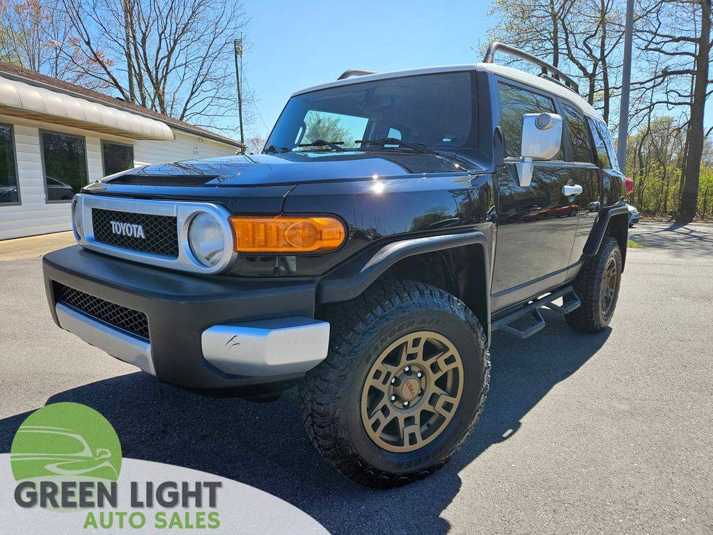 2013 Toyota FJ Cruiser Base
