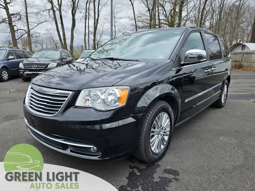 2015 Chrysler Town & Country Touring-L — Minivan — 69,098 mi — Virginia Beach, VA