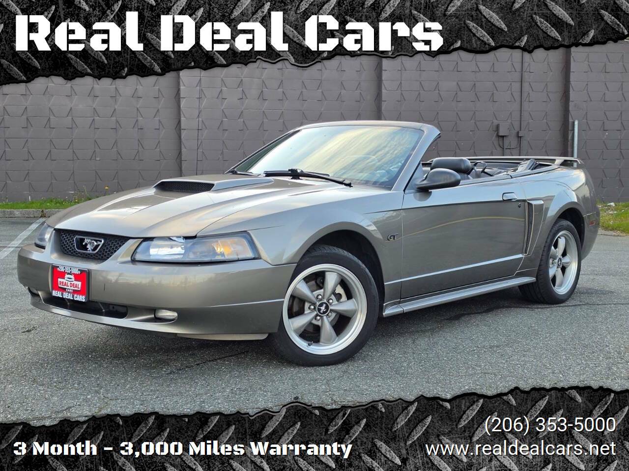 2002 Ford Mustang GT Deluxe