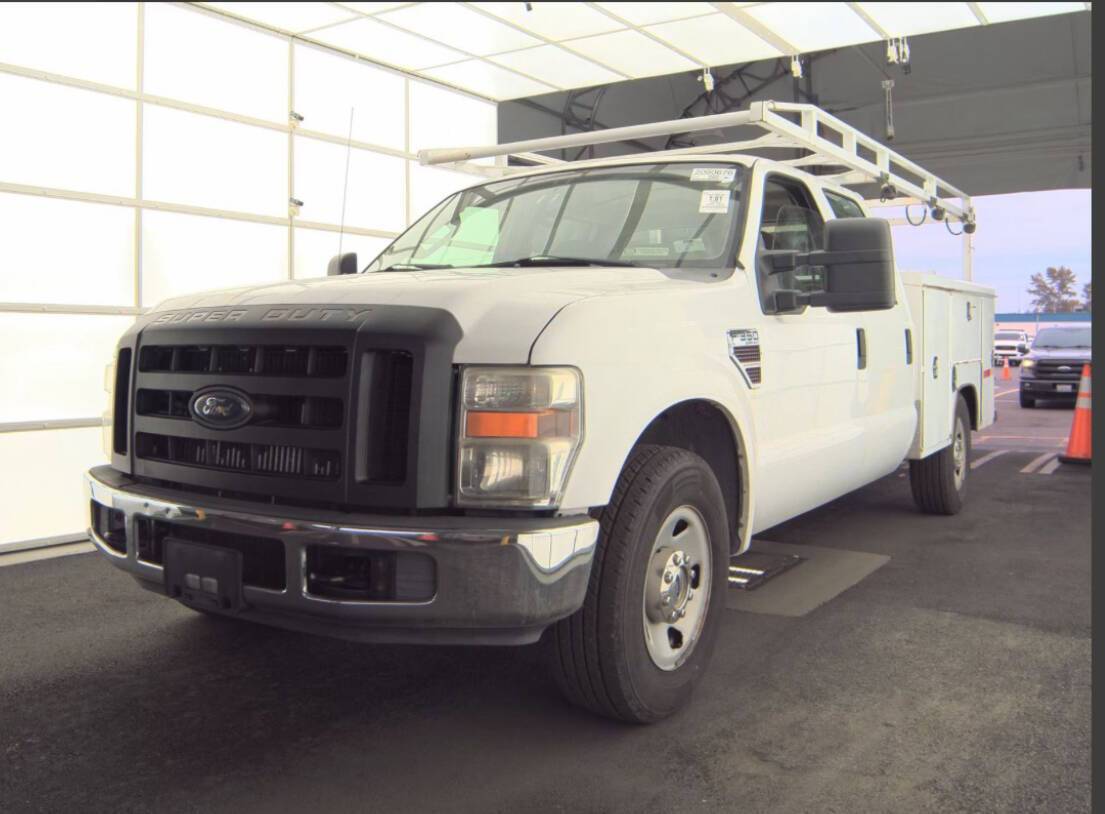 2008 Ford Super Duty F-350 King Ranch — Pickup Truck — 91,150 mi — Everett, WA