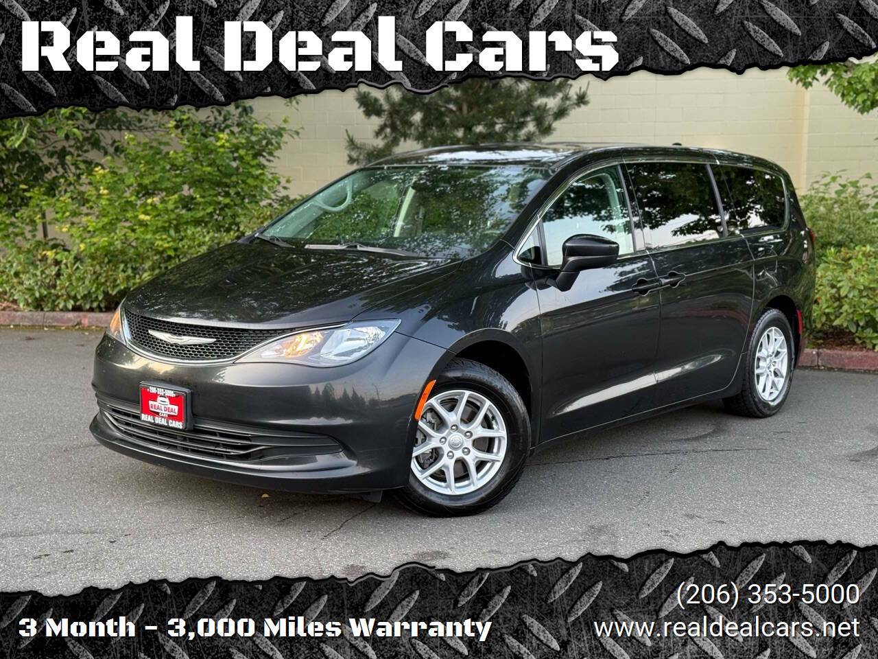 2017 Chrysler Pacifica Touring — Minivan — 105,530 mi — Everett, WA