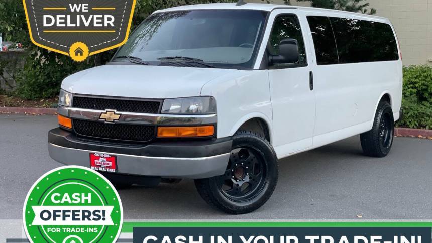 2016 Chevrolet Express Passenger LT — Passenger Van — 105,990 mi — Everett, WA
