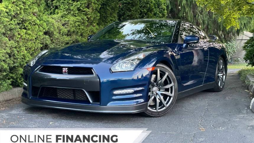 2014 Nissan GT-R Premium — Coupe — 25,500 mi — Everett, WA