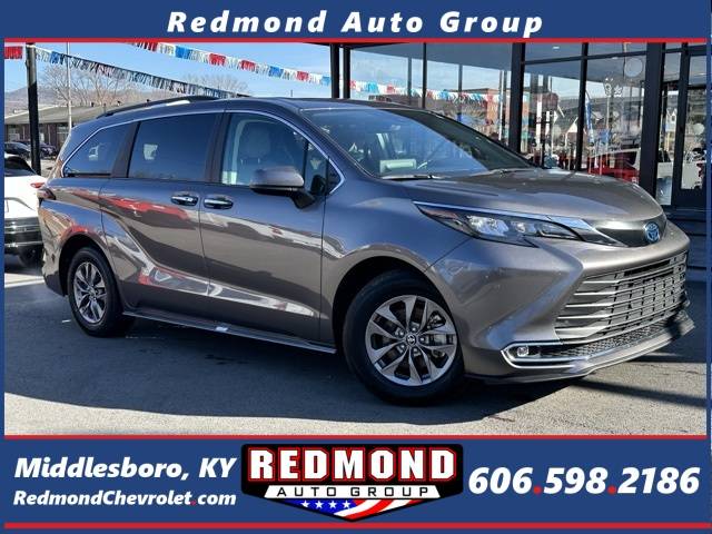 2024 Toyota Sienna XLE — Minivan — 26,014 mi — Middlesboro, KY