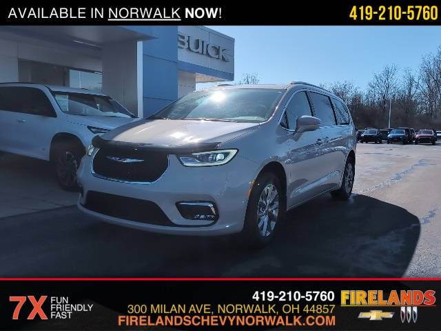 2021 Chrysler Pacifica Touring L — Minivan — 27,778 mi — Norwalk, OH