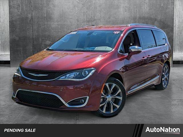 2017 Chrysler Pacifica Limited — Minivan — 40,295 mi — Sanford, FL