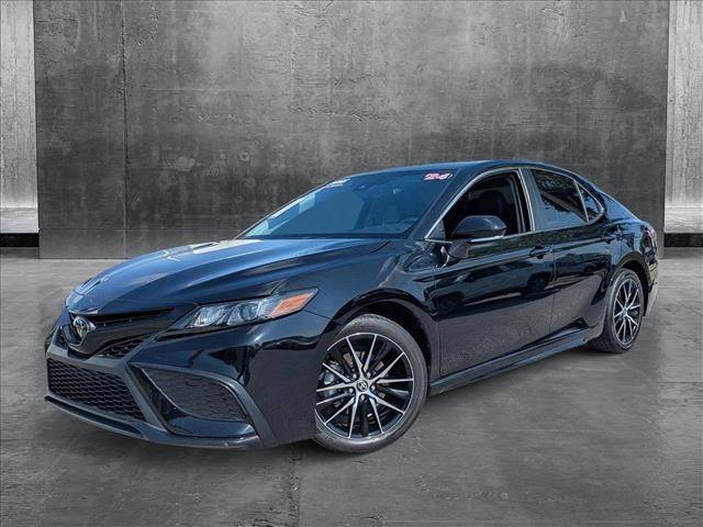 2024 Toyota Camry SE — Sedan — 19,942 mi — Winter Park, FL