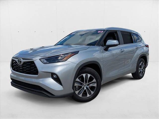 2023 Toyota Highlander XLE — SUV — 12,738 mi — Winter Park, FL