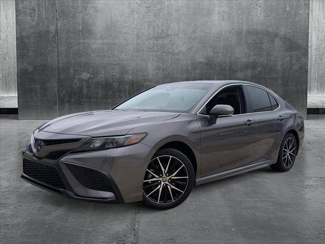 2024 Toyota Camry SE — Sedan — 19,707 mi — Winter Park, FL