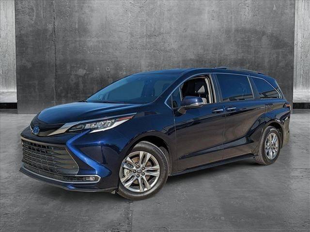 2023 Toyota Sienna Limited — Minivan — 58,984 mi — Winter Park, FL
