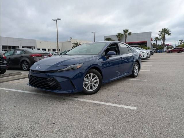2026 Toyota Camry Hybrid LE — Sedan — 5 mi — Winter Park, FL