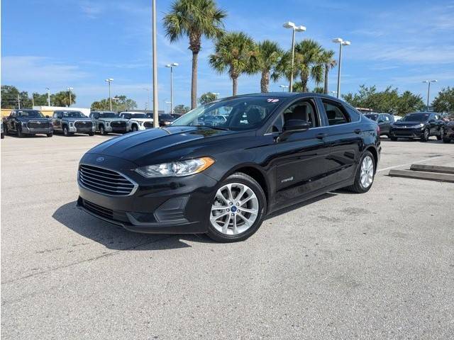 2019 Ford Fusion Hybrid SE — Sedan — 111,211 mi — Winter Park, FL