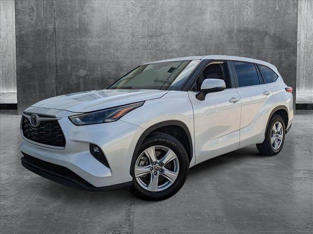 2023 Toyota Highlander LE — SUV — 10,708 mi — Winter Park, FL