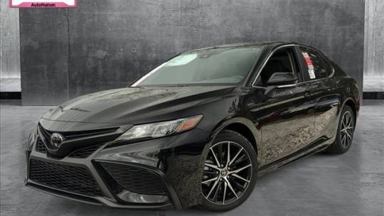 2024 Toyota Camry SE — Sedan — 10,679 mi — Winter Park, FL