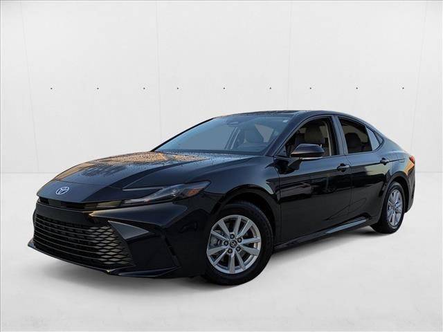 2025 Toyota Camry Hybrid LE — Sedan — 14,885 mi — Winter Park, FL