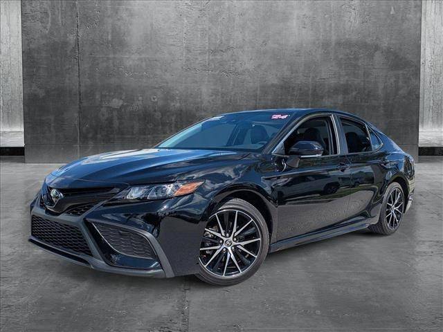 2024 Toyota Camry SE — Sedan — 15,013 mi — Winter Park, FL