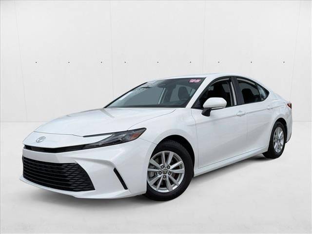 2025 Toyota Camry Hybrid LE — Sedan — 31,881 mi — Winter Park, FL