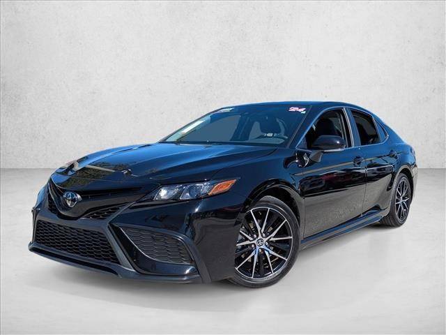 2024 Toyota Camry SE — Sedan — 26,980 mi — Winter Park, FL