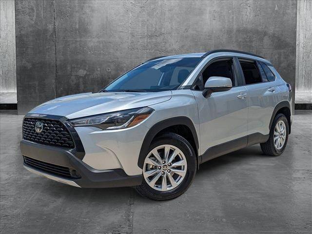 2024 Toyota Corolla Cross LE — SUV — 9,585 mi — Winter Park, FL