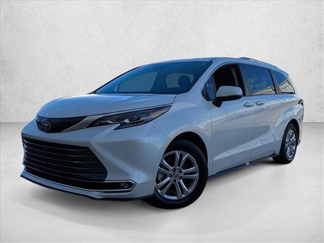 2024 Toyota Sienna Platinum — Minivan — 29,229 mi — Winter Park, FL