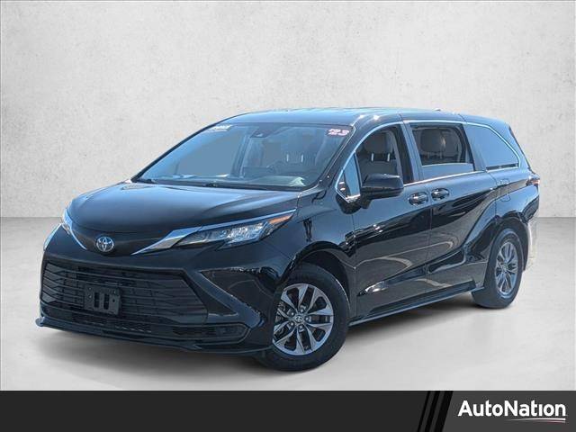 2023 Toyota Sienna LE — Minivan — 77,094 mi — Orlando, FL