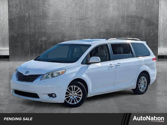 2012 Toyota Sienna XLE — Minivan — 198,282 mi — Orlando, FL