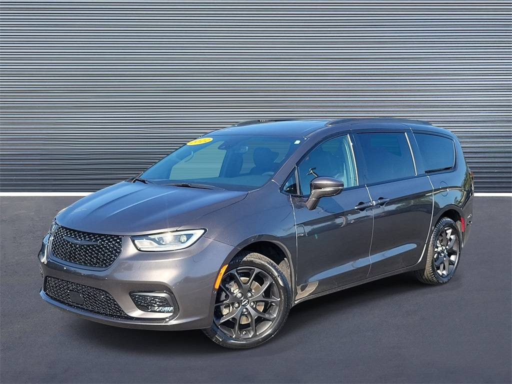 2022 Chrysler Pacifica Touring L — Minivan — 11,974 mi — St. Petersburg, FL