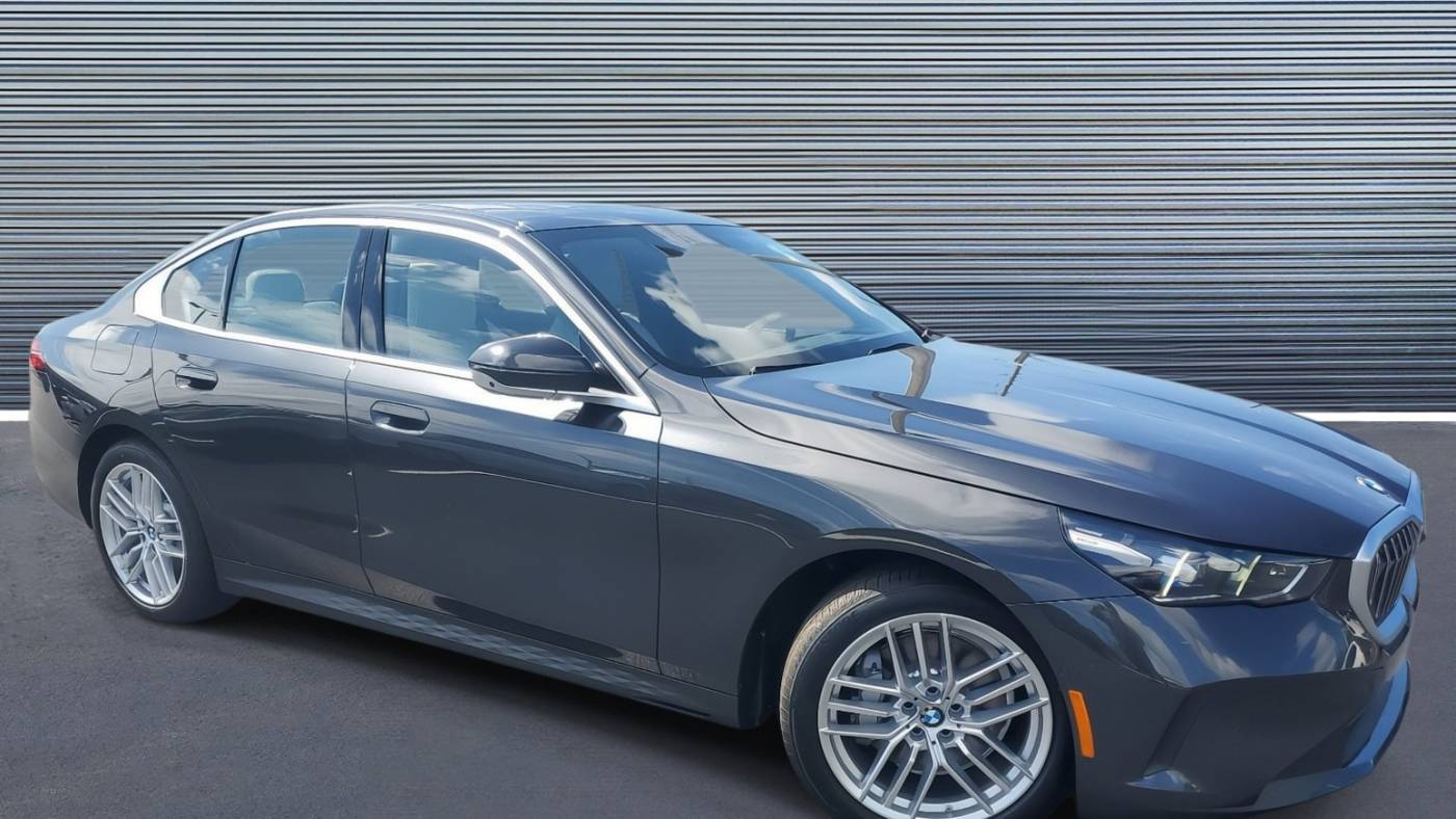 2024 BMW 5 Series 530i — Sedan — 1,475 mi — St. Petersburg, FL